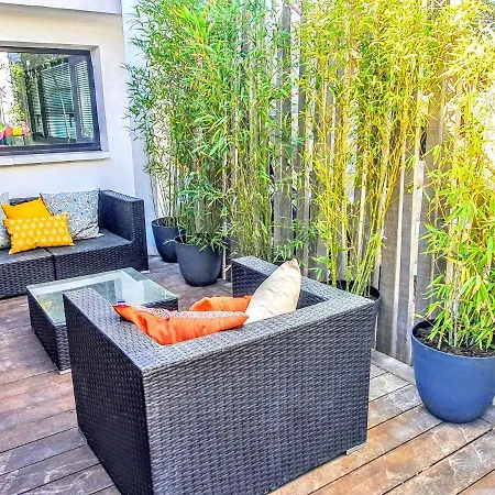 La Blanche Bed & Breakfast 4*