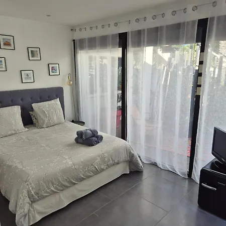 La Blanche فندق مبيت وإفطار 4*