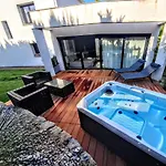 Bed and Breakfast La Blanche 4*