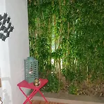 La Blanche Bed & Breakfast