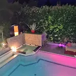 La Blanche Bed and Breakfast