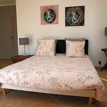 La Blanche فندق مبيت وإفطار 4*